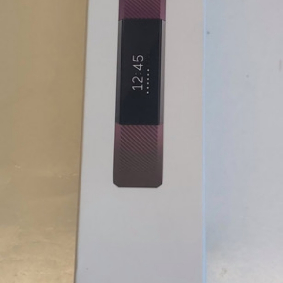 Fitbit Alta Activity Tracker With Band Size L Stainless Steel Tracker PLUM Band - Picture 3 of 5